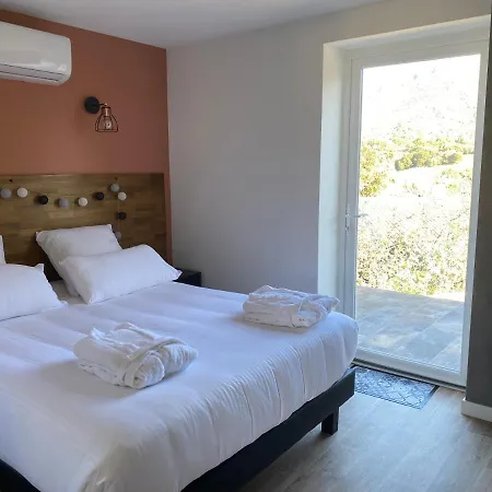 Ghjuvan - Sea, Mountain & Вилла