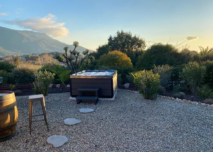 Villa Ghjuvan - Sea, Mountain & Peri