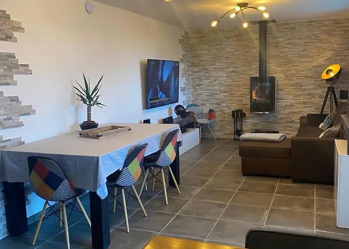 Ghjuvan - Sea, Mountain & *